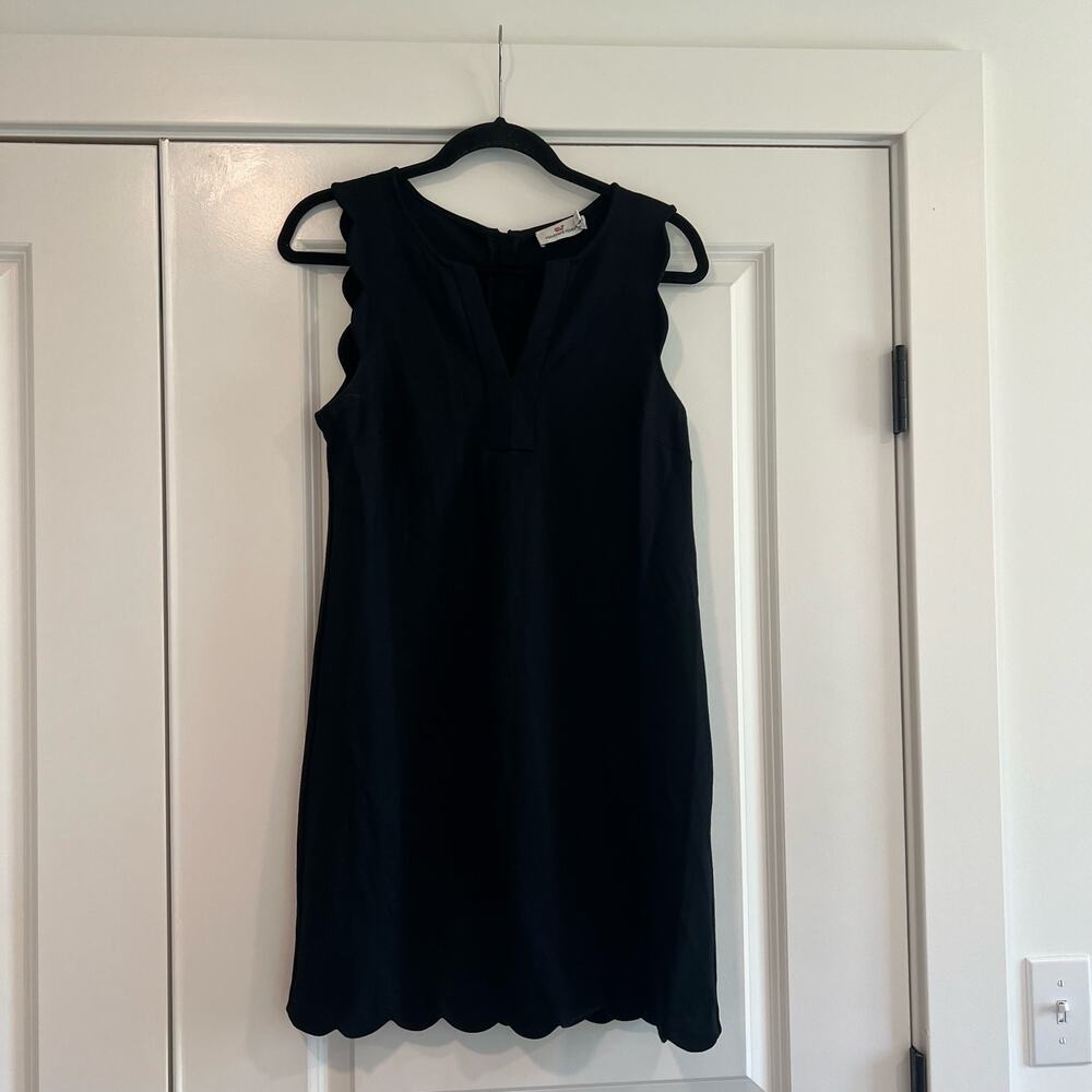Vineyard Vines Women's Sleeveless Black Dress Scalloped Hem Size 4‎